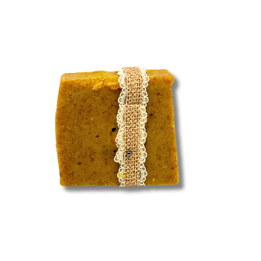 Natural autumn-inspired soap with juicy apple fragrance